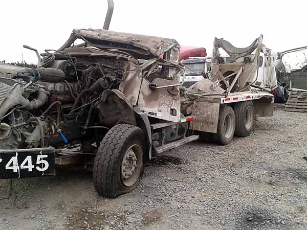 RIEL INYECCIóN Mack GU-813 2009  USADO EN DESARME