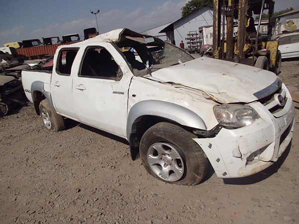 Parachoques Mazda BT50  USADO