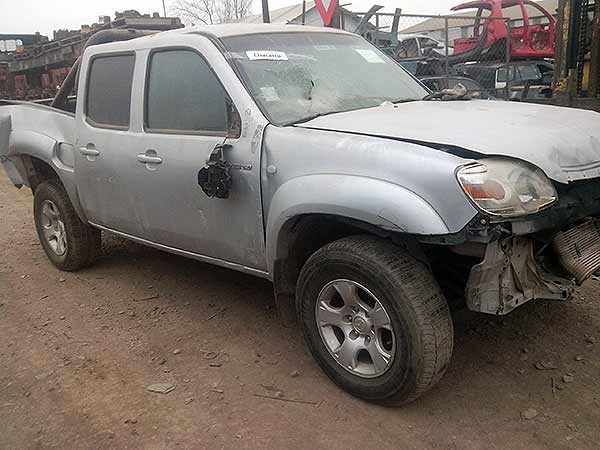 Parachoques Mazda BT50  USADO