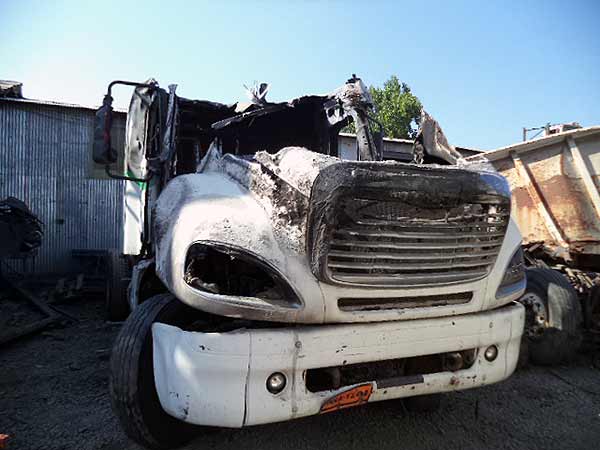 RIEL INYECCIóN Freightliner CL120 2008  USADO EN DESARME