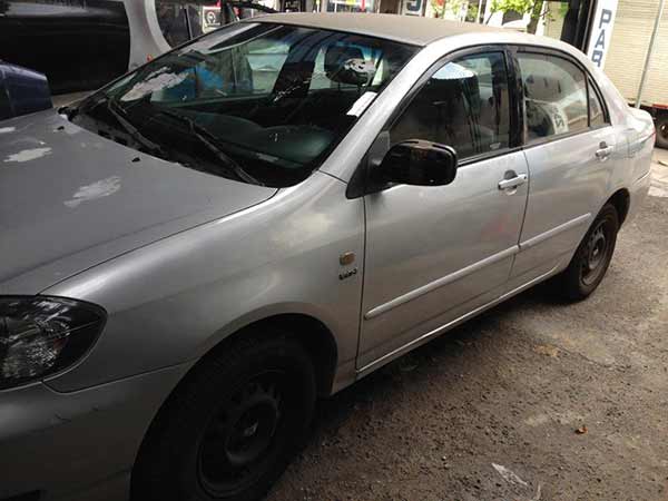 Riel inyección Toyota COROLLA  USADO