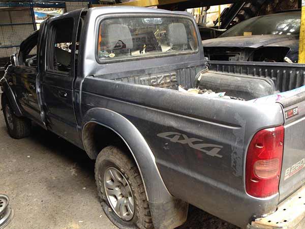 Butaca  Mazda B2500  USADO