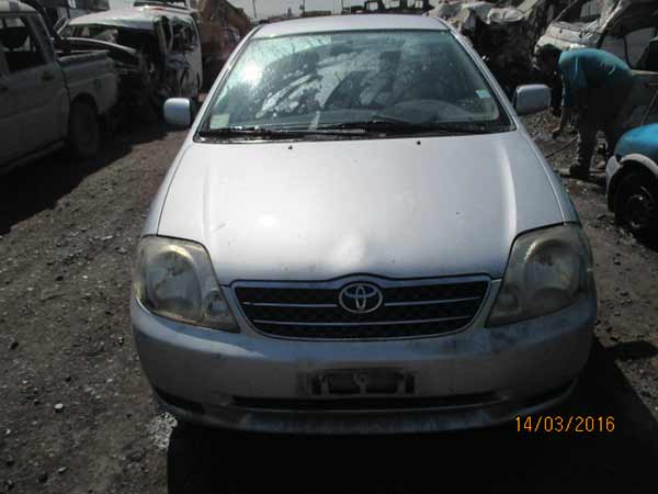Riel inyección Toyota COROLLA  USADO