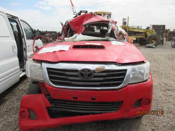 Tapabarro Toyota HILUX  USADO