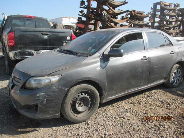 Riel inyección Toyota COROLLA  USADO