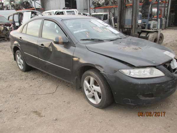 Parachoques Mazda 6  USADO