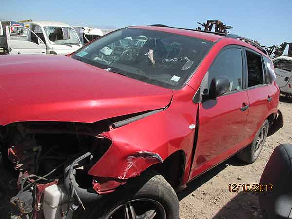 PARACHOQUES Toyota RAV4 2010  USADO EN DESARME