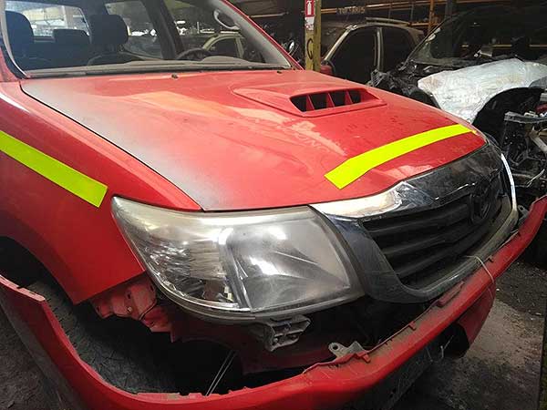 Tapabarro Toyota HILUX  USADO